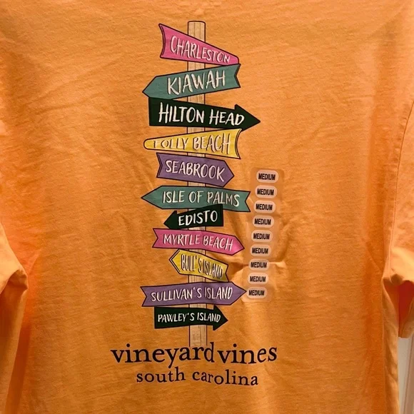 NWT Vineyard Vines South Carolina Beach Signs
Short Sleeve T-Shirt - Picture 6 of 11